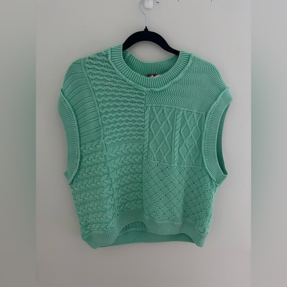 Free People Take The Plunge Vest in Ocean Lily NWT - Picture 4 of 11